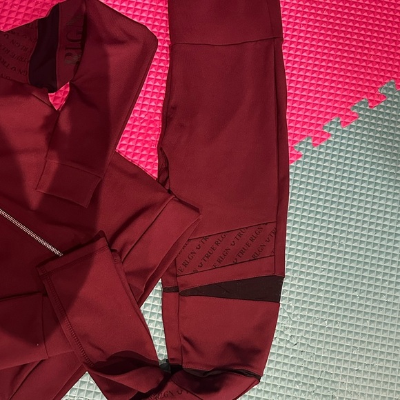 True religion Burgundy Tracksuit with Hoodie xs - Picture 2 of 10